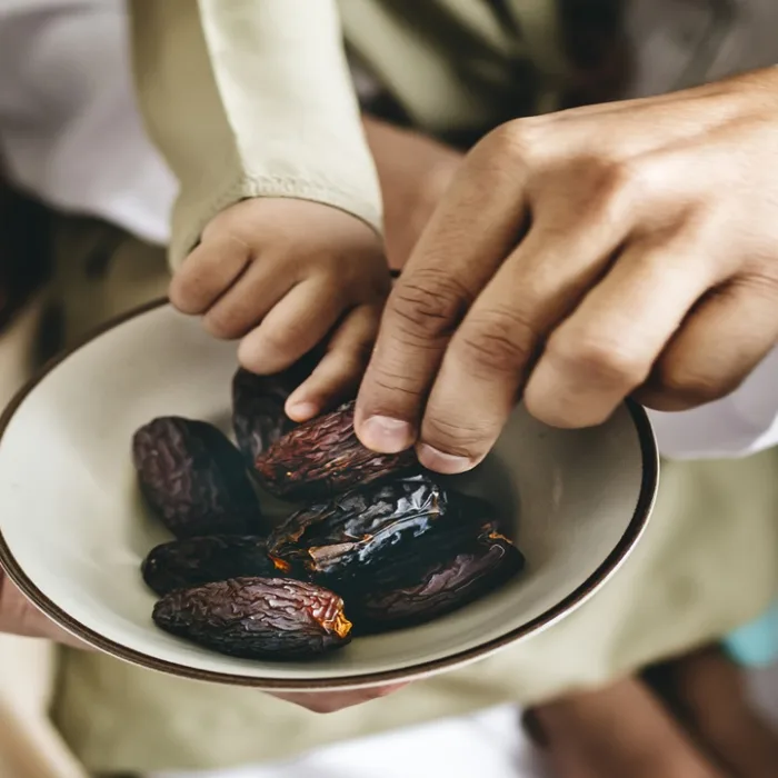 Dates Are the Perfect Mid-Morning Snack